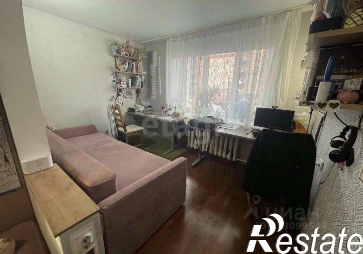 3-комн квартира Лазурная улица, 17,  д. 17