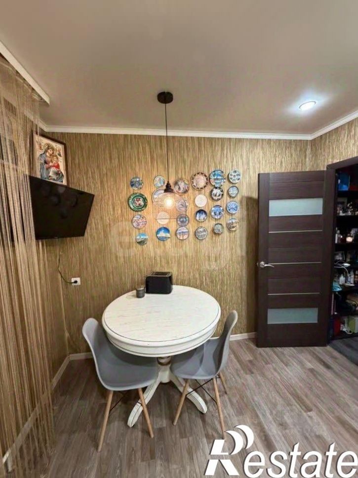 2-комн квартира улица Артёма, 116Б,  д. 116Б