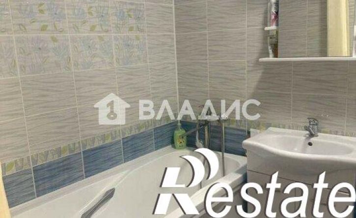 1-комн квартира улица Строителей, 18,  д. 18