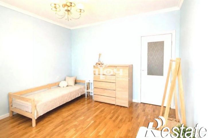 2-комн квартира проспект Октября, 42,  д. 42