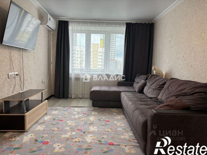 3-комн квартира улица Машиностроителей, 64,  д. 64