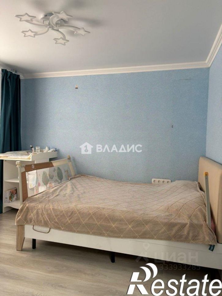 3-комн квартира улица Машиностроителей, 64,  д. 64
