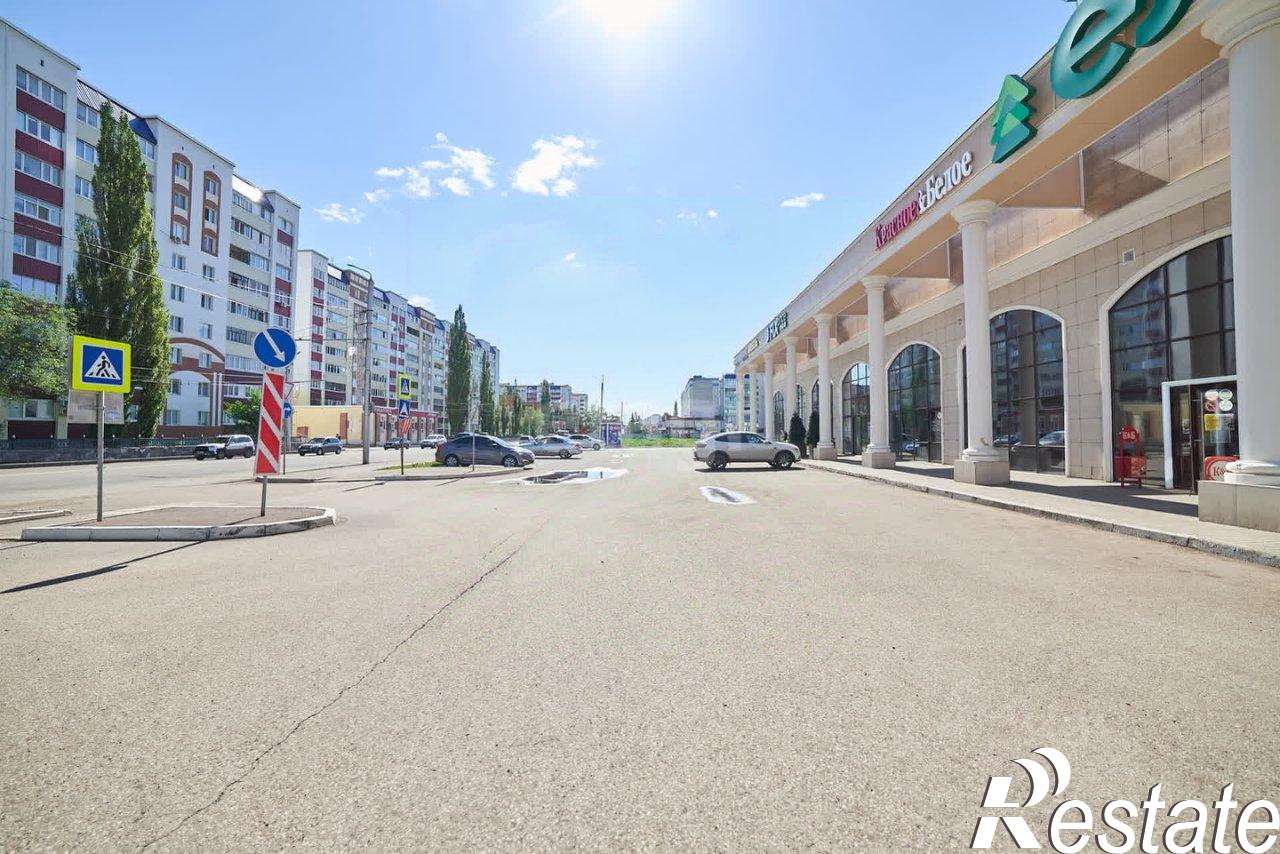 Купить торговое помещение за 5 771 900 рублей на улица Худайбердина, 65