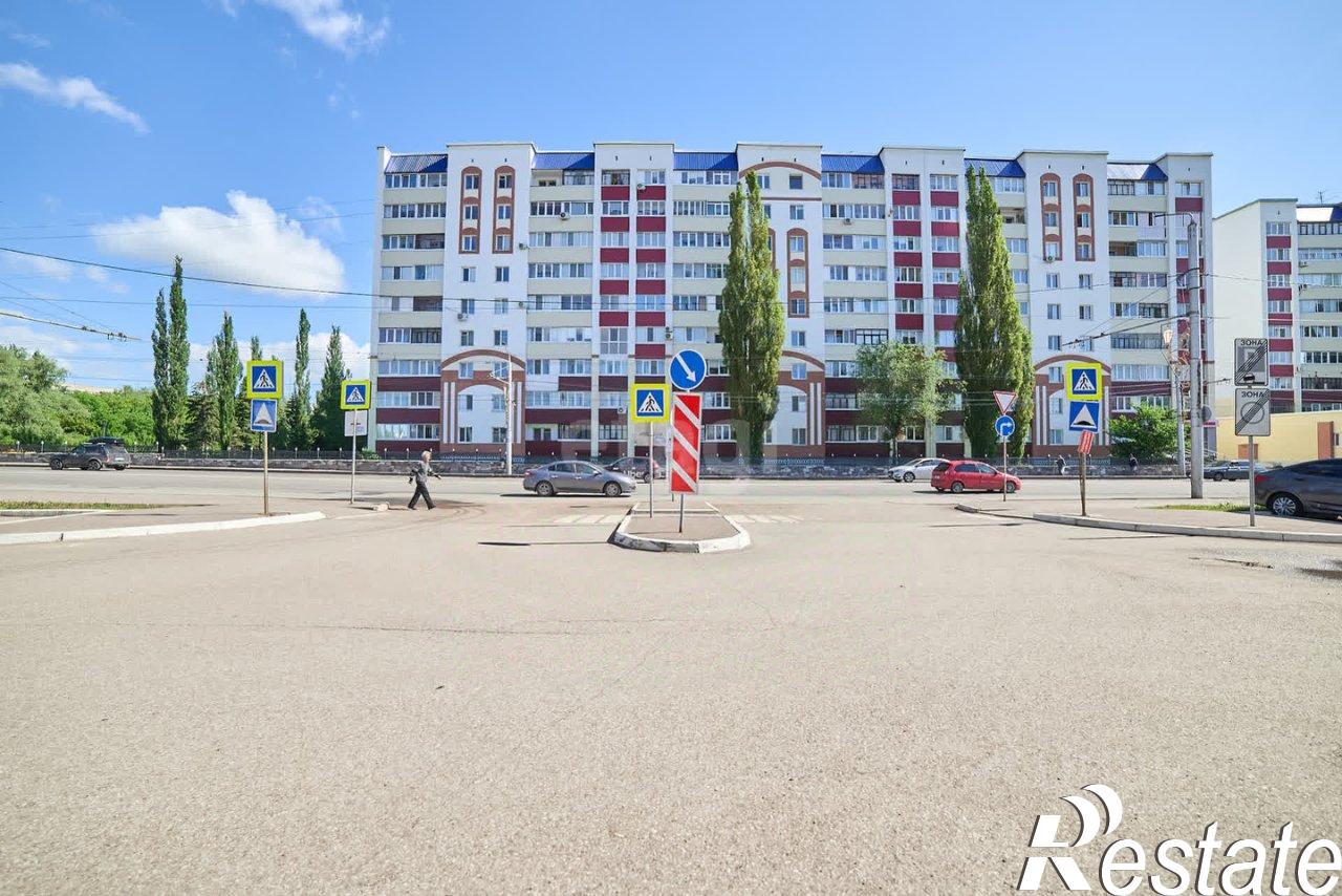 Купить торговое помещение за 5 771 900 рублей на улица Худайбердина, 65