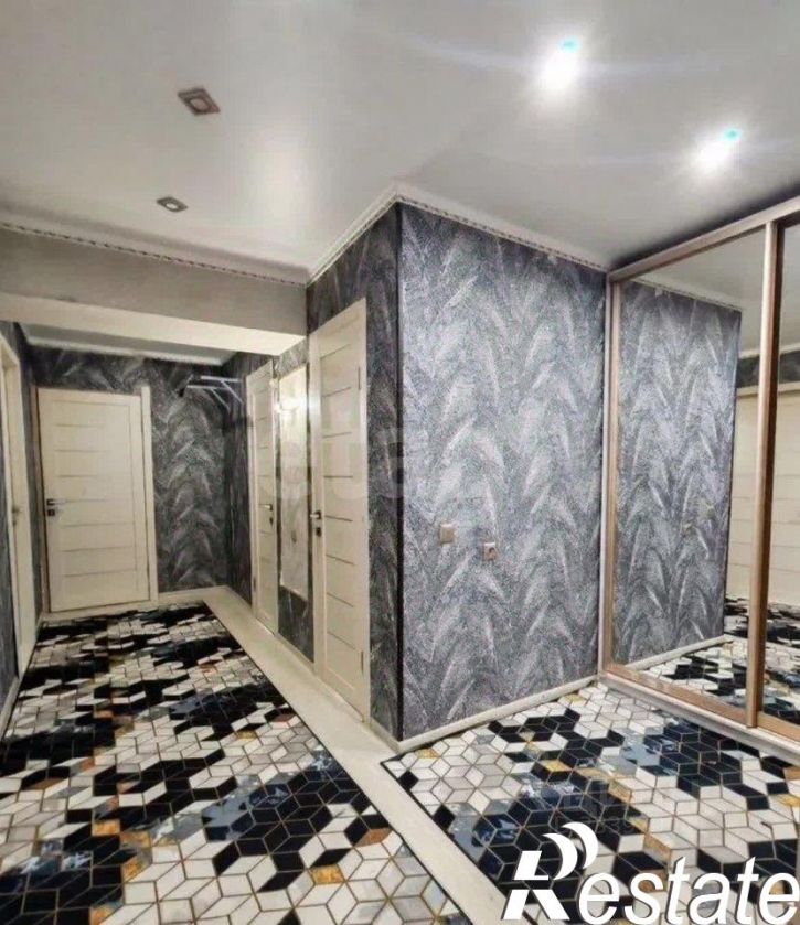 3-комн квартира Юрматинская улица, 8,  д. 8