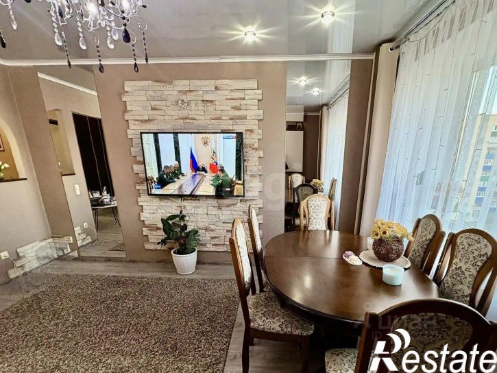 4-комн квартира Коммунистическая улица, 85,  д. 85