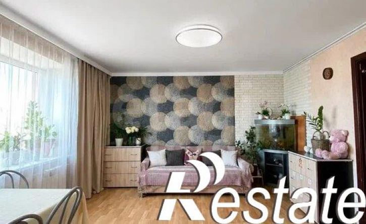 4-комн квартира улица Худайбердина, 54,  д. 54