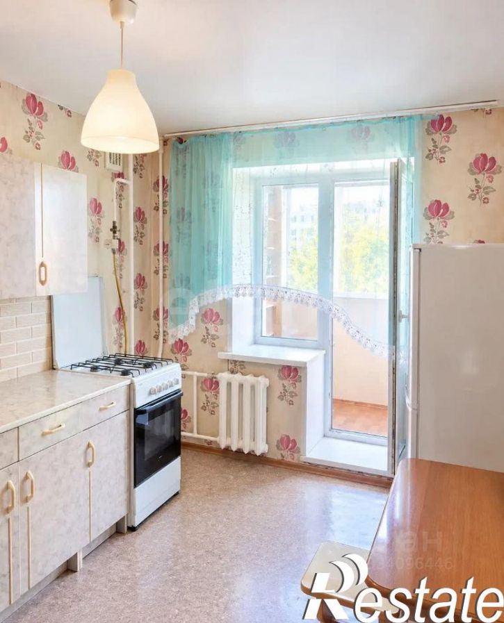 1-комн квартира улица Строителей, 10,  д. 10