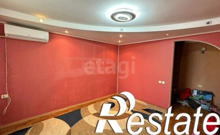 3-комн квартира Коммунистическая улица, 24,  д. 24