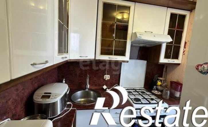 3-комн квартира Коммунистическая улица, 24,  д. 24
