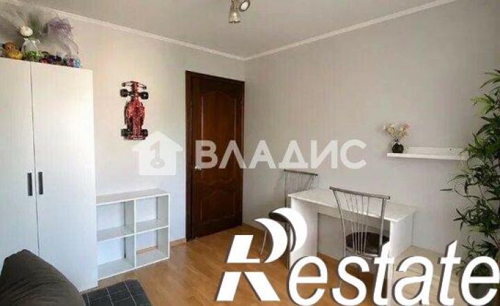 3-комн квартира улица Худайбердина, 54,  д. 54