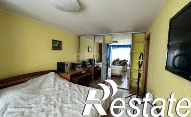 3-комн квартира Коммунистическая улица, 24,  д. 24