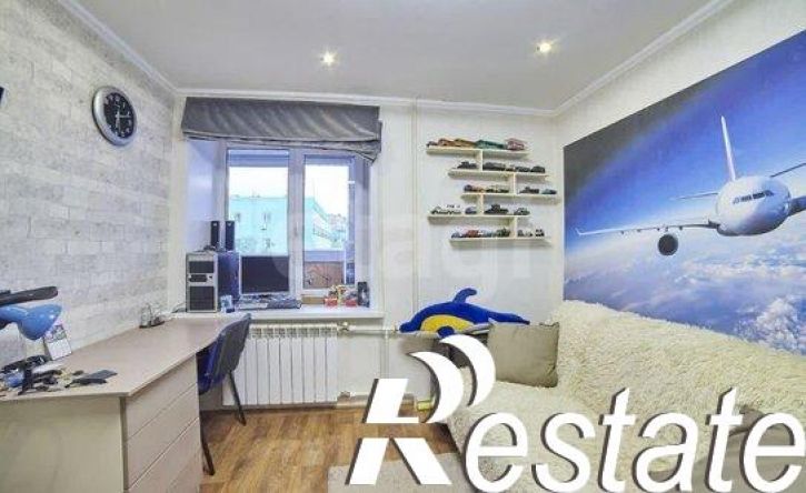 3-комн квартира Коммунистическая улица, 34,  д. 34