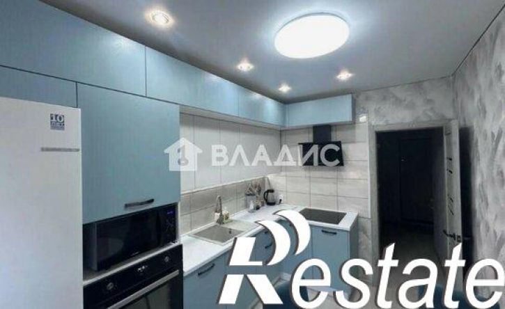 2-комн квартира улица Караная Муратова, 12,  д. 12