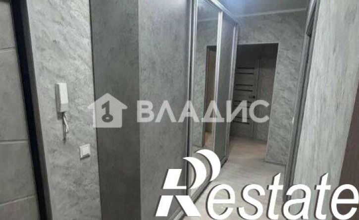 2-комн квартира улица Караная Муратова, 12,  д. 12