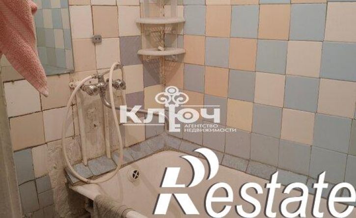 2-комн квартира Коммунистическая улица, 61,  д. 61
