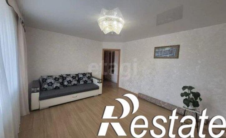 2-комн квартира улица Артёма, 118,  д. 118