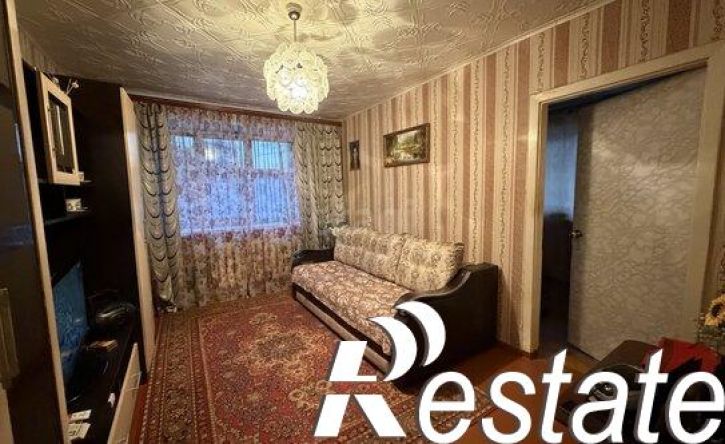 3-комн квартира улица Курчатова, 38,  д. 38