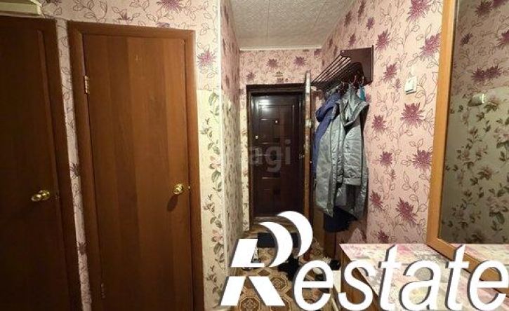 3-комн квартира улица Курчатова, 38,  д. 38